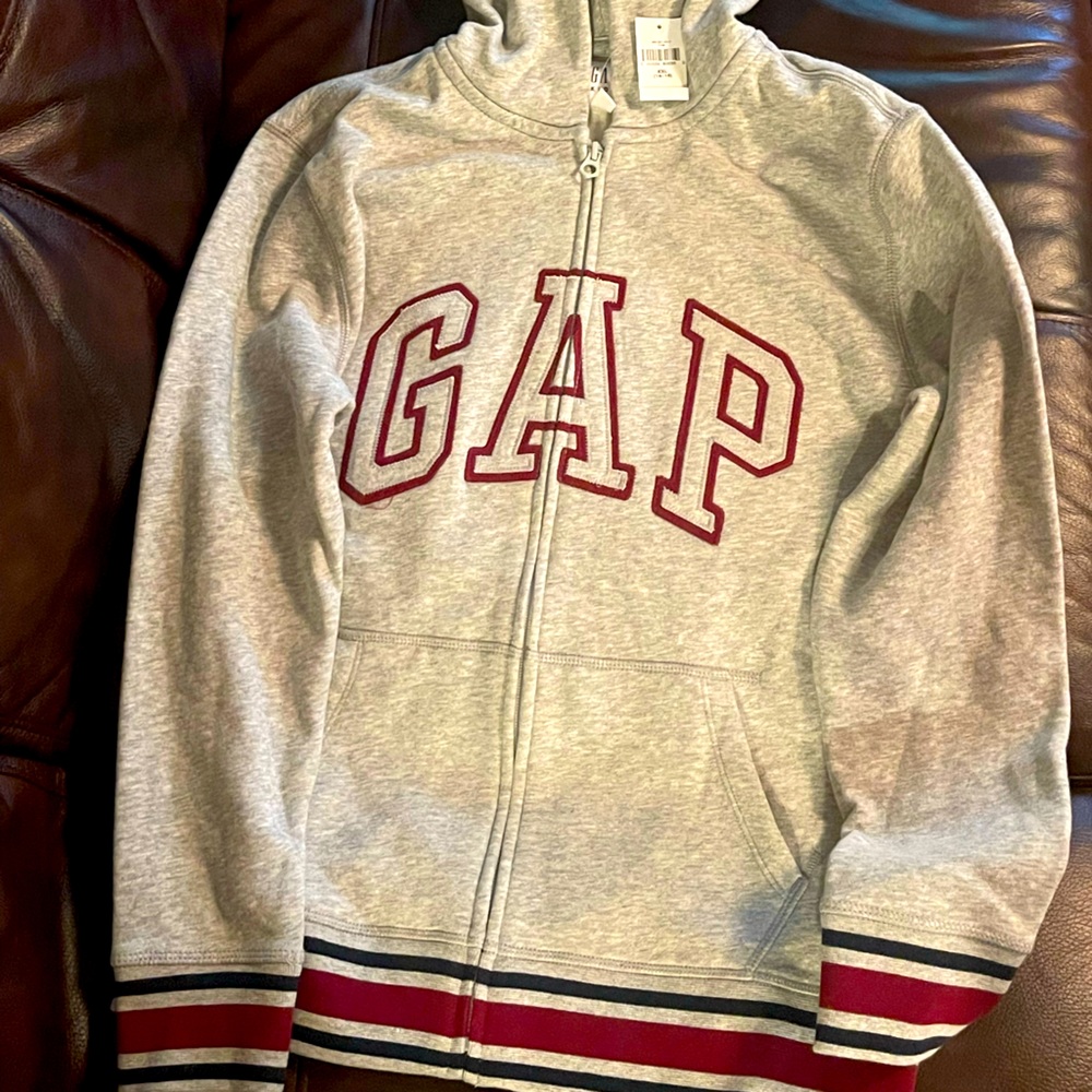 Gap boys zip hoodie NWT grey with burgundy and black stripe boys XL (14-16)